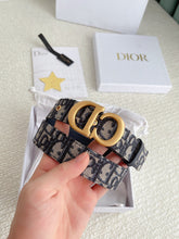 Load image into Gallery viewer, Christian Dior Leather Belt
