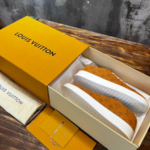Load image into Gallery viewer, Louis Vuitton Resort Sneakers
