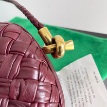 Load image into Gallery viewer, Bottega Veneta Knot On Strap Bag
