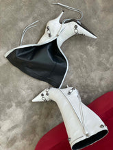 Load image into Gallery viewer, Balenciaga Cagole 90MM Boots
