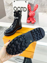 Load image into Gallery viewer, Louis Vuitton Territory Flat Ranger Boots
