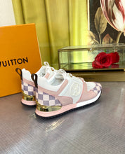 Load image into Gallery viewer, Louis Vuitton Run a way Sneakers
