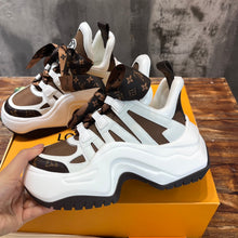 Load image into Gallery viewer, Louis Vuitton Archlight 2.0 Platform Sneakers
