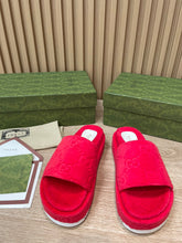 Load image into Gallery viewer, Gucci GG Platform Sandal

