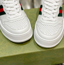 Load image into Gallery viewer, Gucci  Sneakers With Web
