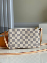 Load image into Gallery viewer, Louis Vuitton Double ZiP Pochette Bag
