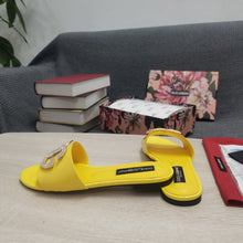 Load image into Gallery viewer, Dolce &amp; Gabbana Calfskin Slides with DG logo
