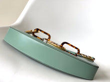 Load image into Gallery viewer, Fendi O&#39;lock Swing Bag
