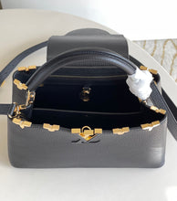 Load image into Gallery viewer, Louis Vuitton Capucines MM Bag
