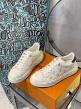 Load image into Gallery viewer, Louis Vuitton Time Out Sneakers
