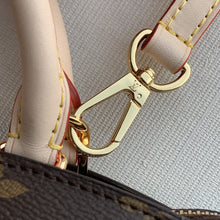 Load image into Gallery viewer, Louis Vuitton Petit Palais Bag
