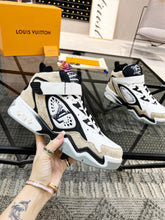 Load image into Gallery viewer, Louis Vuitton Trainer 2 Sneakers
