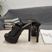 Load image into Gallery viewer, Versace LA MEDUSA PLATFORM MULES
