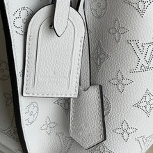 Load image into Gallery viewer, Louis Vuitton Muria Bucket Bag
