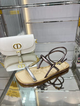 Load image into Gallery viewer, Fendi O&#39;Lock Sandals
