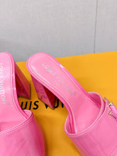 Load image into Gallery viewer, Louis Vuitton Shake Mule
