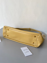 Load image into Gallery viewer, Bottega Veneta Arco Medium Bag
