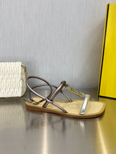 Load image into Gallery viewer, Fendi O&#39;Lock Sandals

