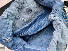 Load image into Gallery viewer, Chanel 22 Medium Handbag
