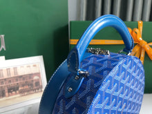 Load image into Gallery viewer, Goyard The Alto Hatbox Trunk Bag
