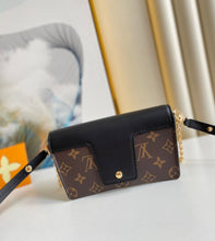 Load image into Gallery viewer, Louis Vuitton Padlock On Strap Bag
