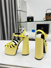 Load image into Gallery viewer, Versace La Medusa Platform Sandals
