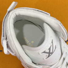 Load image into Gallery viewer, Louis Vuitton Rivoli Sneakers
