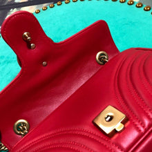 Load image into Gallery viewer, Gucci Marmont Small Matelassé Shoulder Bag - LUXURY KLOZETT
