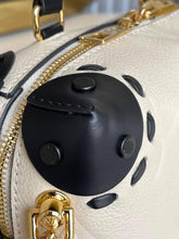 Load image into Gallery viewer, Louis Vuitton Petite Malle Souple Bag
