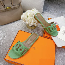 Load image into Gallery viewer, Hermes Aloha Sandal
