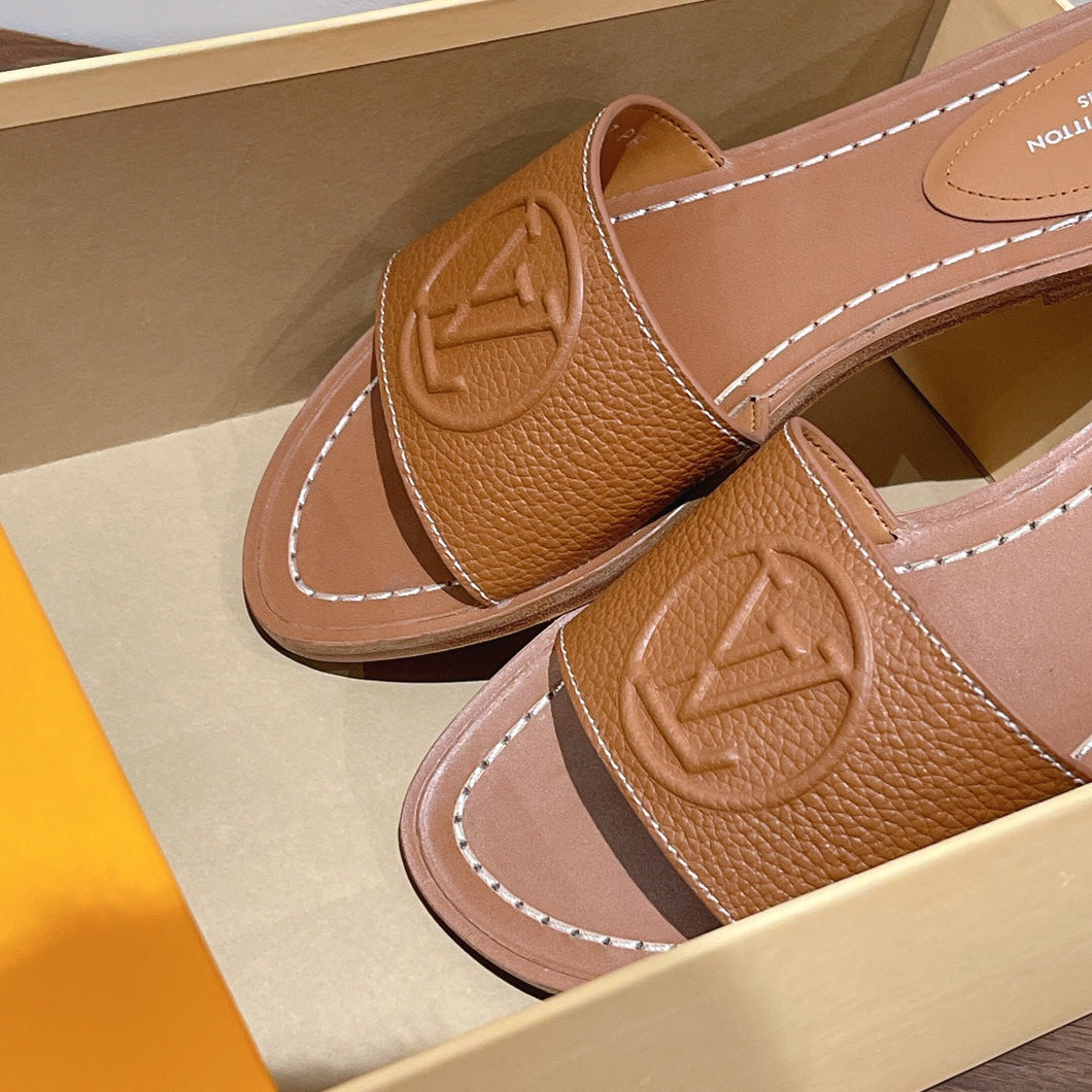 Louis Vuitton Lock it flat Mule