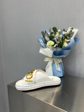 Load image into Gallery viewer, Fendi Fendigraphy Slides
