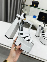Load image into Gallery viewer, Versace La Medusa Platform Sandals
