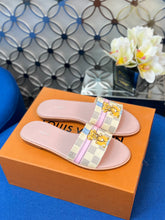 Load image into Gallery viewer, Louis Vuitton Lock It  Flat Mule
