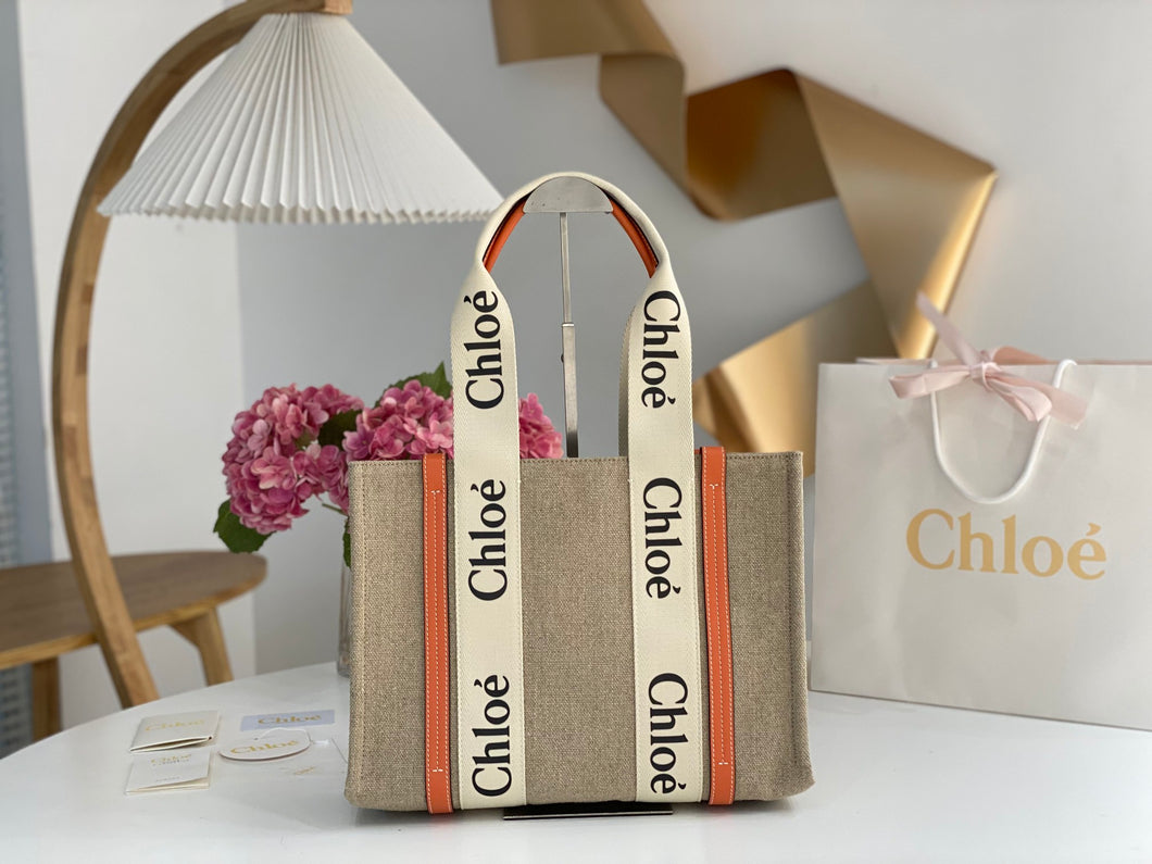 Chloe Medium Woody Bag