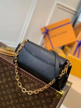 Load image into Gallery viewer, Louis Vuitton Favorite Bag
