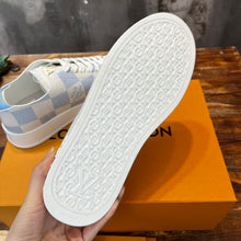 Load image into Gallery viewer, Louis Vuitton Resort Sneakers
