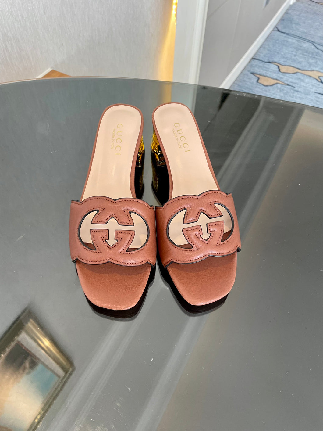 Gucci Interlocking G   Cut-out Sandal