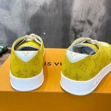 Load image into Gallery viewer, Louis Vuitton Resort Sneakers
