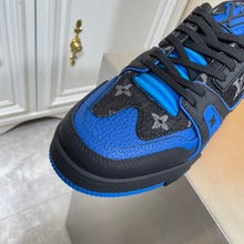 Load image into Gallery viewer, Louis Vuitton Trainer Sneakers
