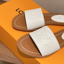 Load image into Gallery viewer, Louis Vuitton Lock it flat Mule
