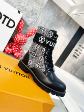 Load image into Gallery viewer, Louis Vuitton Territory Flat Ranger Boots
