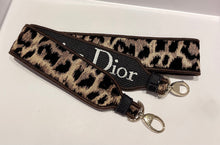 Load image into Gallery viewer, Christian Dior Medium Lady D Lite Bag
