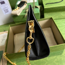 Load image into Gallery viewer, Gucci GG  Matelasse Leather Shoulder Bag
