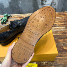 Load image into Gallery viewer, Louis Vuitton Loafer
