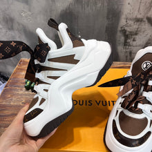 Load image into Gallery viewer, Louis Vuitton Archlight 2.0 Platform Sneakers
