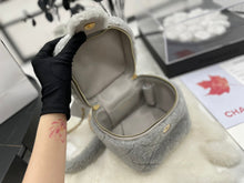 Load image into Gallery viewer, Chanel Small Vanity  Bag
