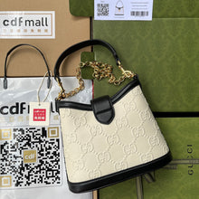 Load image into Gallery viewer, Gucci Small GG Shoulder Bag

