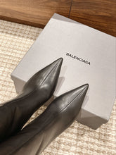 Load image into Gallery viewer, Balenciaga Blade 90MM Boots
