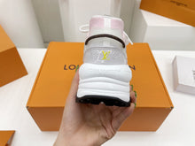 Load image into Gallery viewer, Louis Vuitton Run 55 Sneakers
